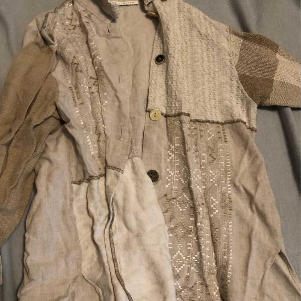 Fun button down  thing